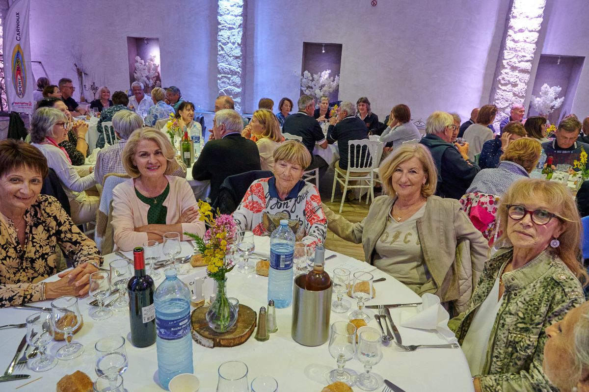 15ansSNC-tables-15